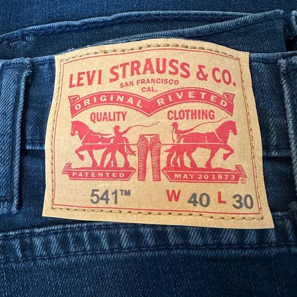 NWT Levi’s 541 Athlete Fit Stretch Jeans Blue 40x30 - Picture 3 of 10